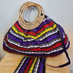 Handbag with attached wallet